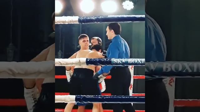 Пятый бой. Шоу профессионального бокса в Анапе смотреть онлайн