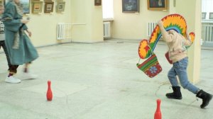 Масленичная программа "Как Марфуша и Копуша спор устроили" в музее изобразительных искусств