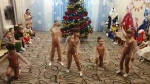 Танец гимнасток. Старшая группа