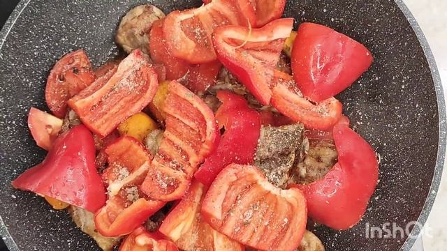 КАК ВКУСНО И БЮДЖЕТНО ПРИГОТОВИТЬ ЛЕТНИЕ ОВОЩИ Видео рецепт #ешьинаслаждайся # овощи #рецепт