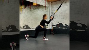 Разминка на петлях TRX