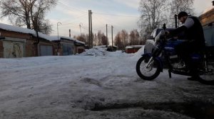 Мотоцикл МИНСК М 125 запуск после зимы.