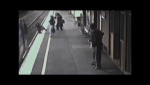 Ребенок попал под поезд.Переход Здесь.