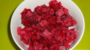 Компот из малины и шелковицы