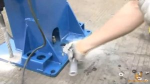 Подъемник двухстоечный AE&T S4D-2E, 4т, с верхней синхронизацией