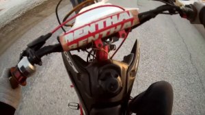 Учу станту на питбайке. обучалка по станту) #moto #стант #весна