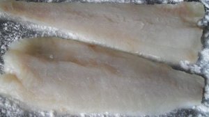 Рулетики из рыбы с сыром