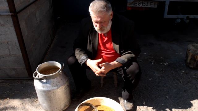 Побочный эффект перетопки забруса. Совет для начинающих пчеловодов. Пасека 2020