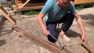 Блог огородника. Как достать гвоздь из доски. Если неудобно.