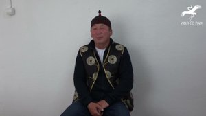 № 652. "Аъттар салбас, оой, узун-дыным, ээй"/"Коней не отпускающий, ой,мой чембур, эй" (К.М.Донгак)