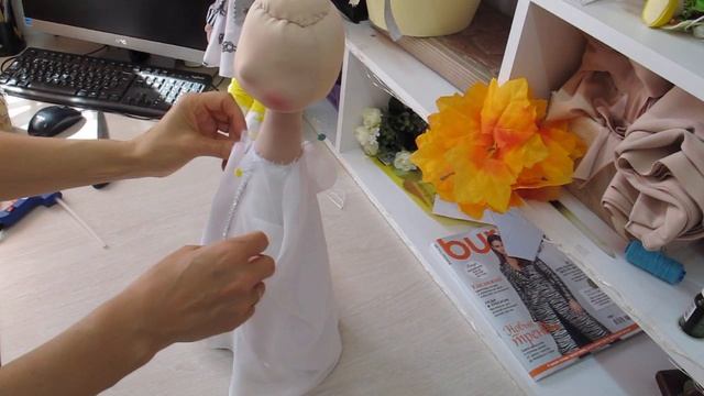 Урок 9 Одеваем платье