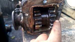 Меняем сцепление. Перебираем привод на лебёдку на Урале лесовозе.  12 00 лебёдка