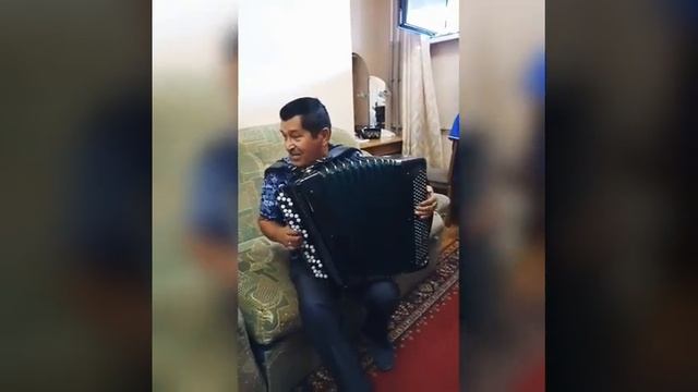 Шәфәгать Салихов: “Яшьлек искә тошеп монсу булып китте" смотреть онлайн