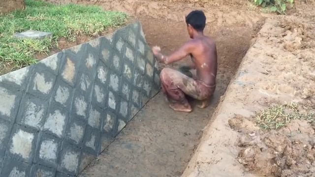 Строим Бассейн из глины вокруг Глиняного дома смотреть онлайн