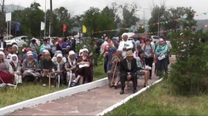 (3)Открытия памятника в селе Бесмойнак . Автор Жауаров Мухтар Султангазыевич 14.06.2015