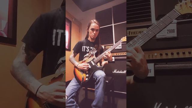 Gear Review: Fender Vaughn Bros. Ltd. Edition John Cruz Stevie Ray Vaughn #1 смотреть онлайн