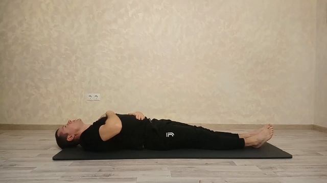 Зарядка №3. Лежачая... Продлевает жизнь на один день. Делает Вас бодрее, энергичнее, счастливее! смотреть онлайн