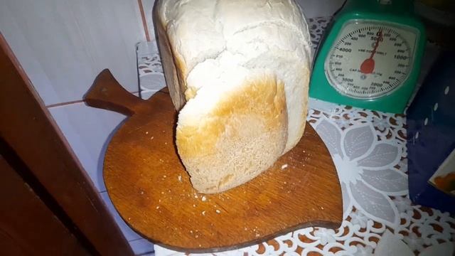 а ось і хлібина, яку хлібопічка допікала від генератора (циркулярка-мотоблок) смотреть онлайн