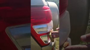 Как убрать засохший двухстороний скотч с автомобиля?