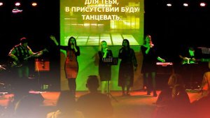 Прославление 2020. Бог мой славлю Тебя, величаю Тебя, в Твоем облаке славы не устоять! Песня класс!