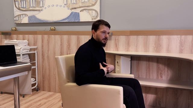 Все о холке. Мифы и настоящие последствия. Причины ее появления. Методы воздействия и коррекция.