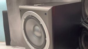JBL E150P Bass Test! (Use headphones)