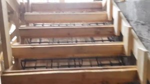 Заливка бетоном лестницы Красноярск. Автобетононасос
