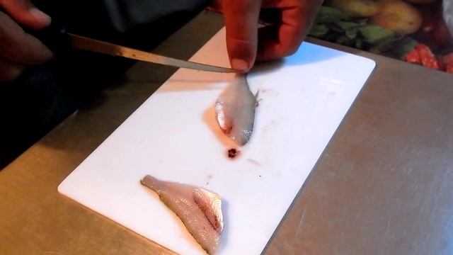 Филе из мелкого окуня. смотреть онлайн