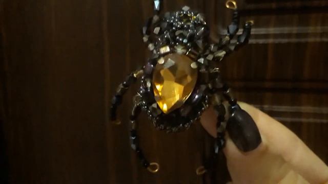 брошь-паук ручной работы смотреть онлайн