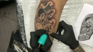 Scrooge McDuck Tattoo - Real Time and Time Lapse. Disney Cartoon Character. Anime black and grey