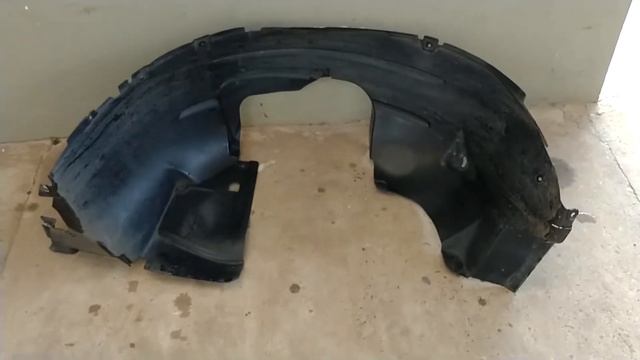 94531747 Capa / Forro / Parabarro Dianteiro Esquerdo Chevrolet Tracker B 2017 a 2020 смотреть онлайн