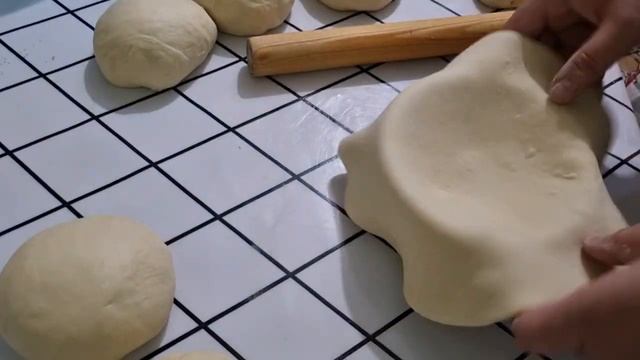 отличная идея для ужина "горшочки из теста "