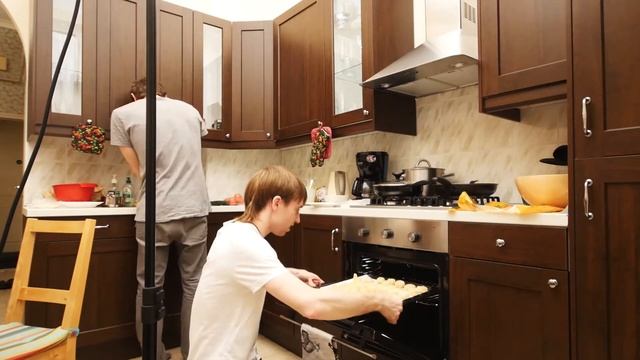 ANTENNA TREE TV - 001 Печём Печенье смотреть онлайн