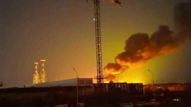 В Белгороде в результате обстрела загорелась электроподстанция