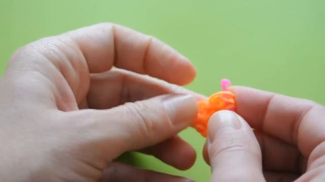 ❤Мандарин. Фигурки из резинок Happy Rainbow Loom. Как плести. Урок №69❤