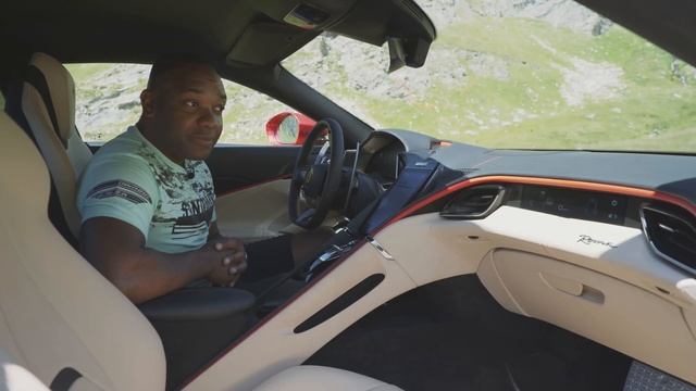 Обзор НОВОЙ Ferrari Roma: Самый Шикарный Ежедневный Авто? | 4K смотреть онлайн