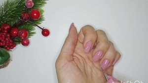 Новогодний дизайн ногтей. Рисуем ёлочку.
