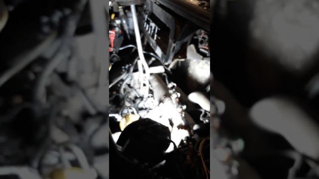 Опель Виваро 1.9 Снятие форсунок смотреть онлайн