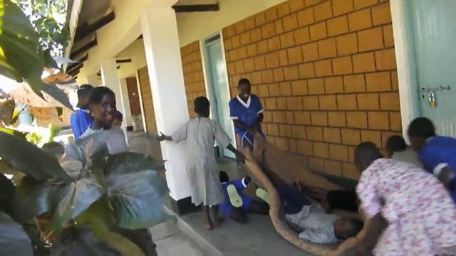 Африка, остров Русинга, детский дом. смотреть онлайн