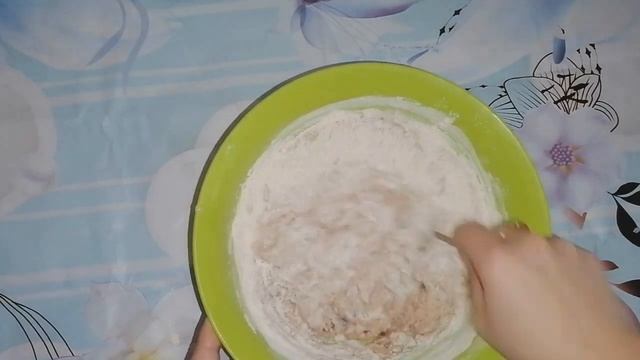 Пирог "Бедный студент" на молоке. смотреть онлайн