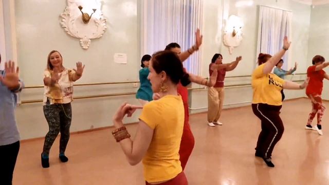 В "Марьям" открылось новое направление - индийский танец болливуд! смотреть онлайн