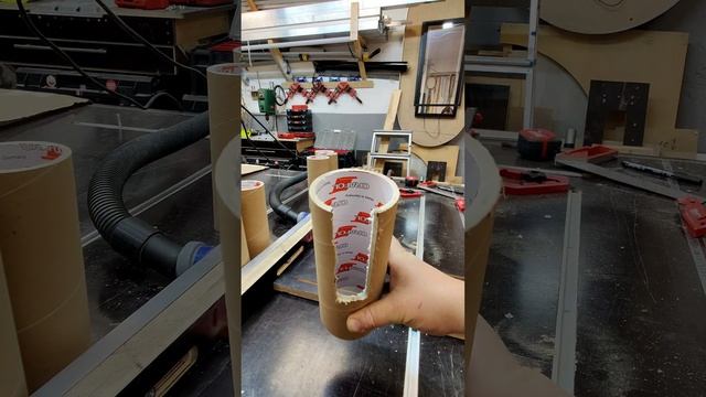 Фрезер в стол + лайфхак - хранение шуруповертов в мастерской. смотреть онлайн