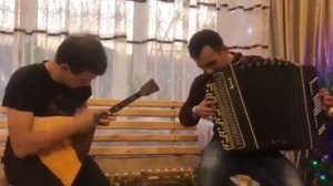 Игра на баяне и балалайке