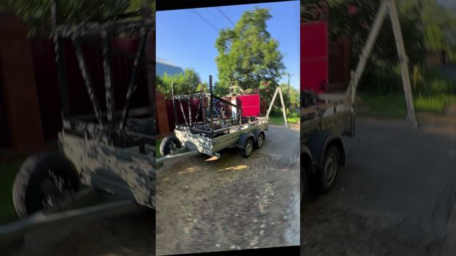 Арочный навес из поликарбоната к дому для автомобилей от #спецкаркас #навесы #навесдляавто