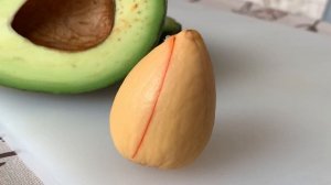 МЫ ПРОСТО ВЫРАСТИЛИ АВОКАДО ДОМА