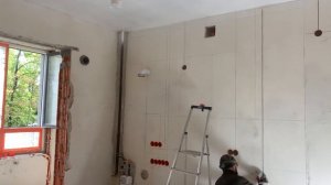 Штроборез из болгарки без пыли + укладка кабеля без крепежа. Полезная идея!