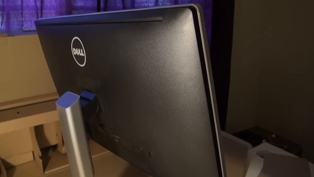 Dell P2715Q 27" 4K IPS monitor unboxing & overview смотреть онлайн