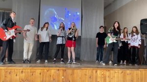 11Б - Beggin' (2023)