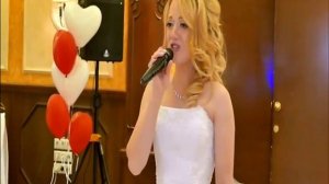 Песня мамины руки. Невеста поет на свадьбе для мамы.
