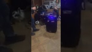 Портативная колонка Temeisheng SL15-02 с Bluetooth,USB,CD с двумя микрофонами и мощным аккумуляторо